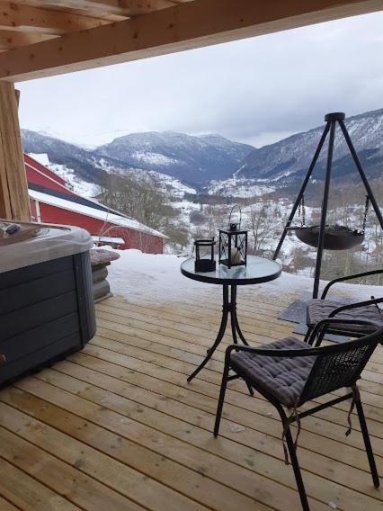 Molden 2-Fjellutsikt Og Jacuzzi Tilgang. Apartment Luster Екстериор снимка